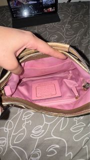 (Category: ) located in . Submitted by kkdonut (Listing ID 1363774012, Image 1). Description: .