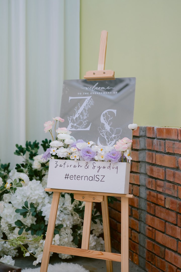 Mirror Board Example Full Set Mirror Board Welcome Board Rent, Hobbies & Toys, Stationery ...