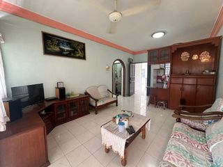 (Category: ) located in . Submitted by raajh89 (Listing ID 1363864278, Image 1). Description: .