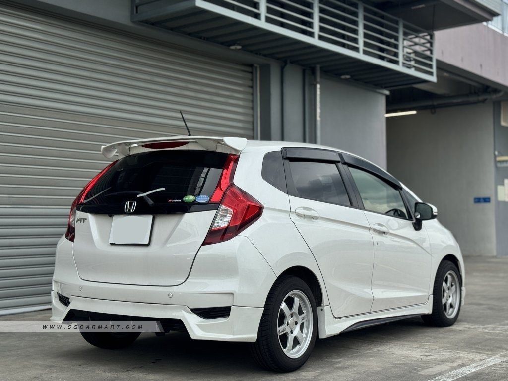 Honda Fit 1.3 (A) (Category: Used Cars) located in Singapore. Submitted by 0driveawayauto (Listing ID 1363765677, Image 3). Description: 84440900 Clearance Price Honda Fit 1.3A Jul 2019 from $780 monthly mega promo!! Low mileage 🔥🔥🔥 Mega Promo!!! superb condition! Highest trade in! 🔥🔥🔥🔥🔥🔥🔥🔥🔥🔥🔥🔥🔥🔥🔥🔥🔥 Trusted dealer . Best package Guranteed . Interest rate from 1.68% . 10% downpayment mega promo PHV full loan $0 downpayment . $3