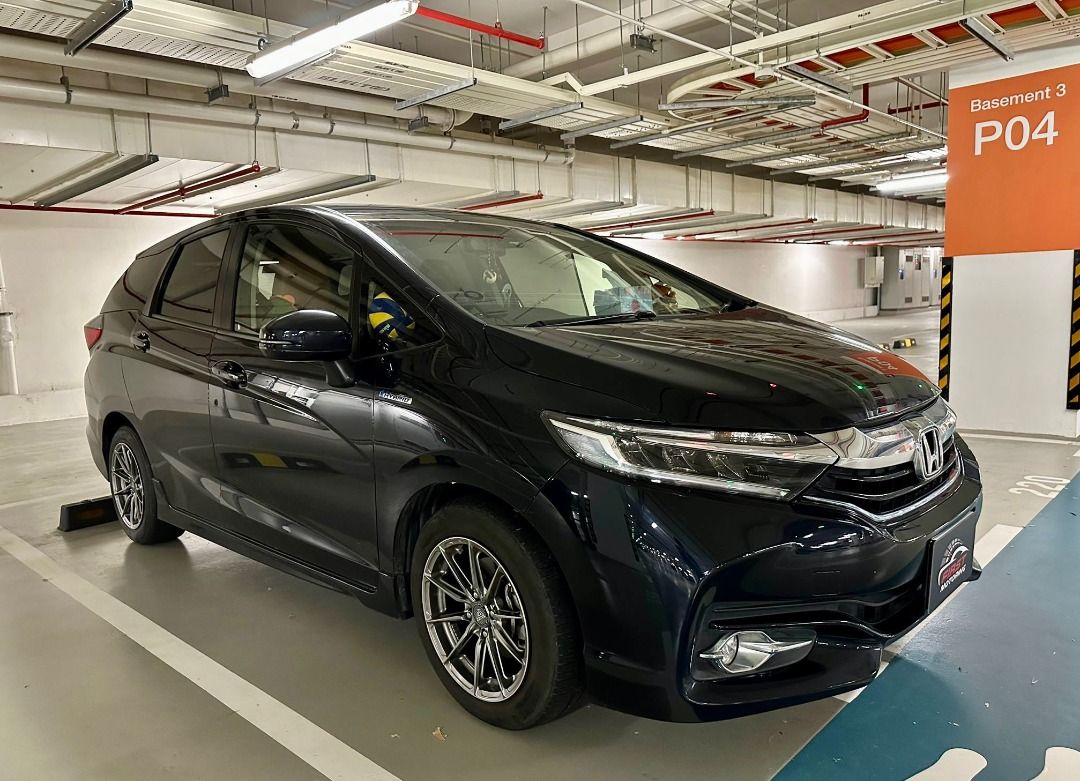 Honda Shuttle Hybrid 1.5A (Category: Used Cars) located in Singapore. Submitted by firstmotoring88 (Listing ID 1363743422, Image 2). Description: Vehicle Features 1.5L Earth Dreams DOHC 16v hybrid petrol electric I-VTEC engine with 135bhp, 7 speed CVT auto, ABS, SRS, smart touch aircon, keyless entry/start/stop. Accessories Auto fold side mirrors. Multi function steering. Touchscreen audio system. Bluetooth. Reverse camera and sensors. Contact fo