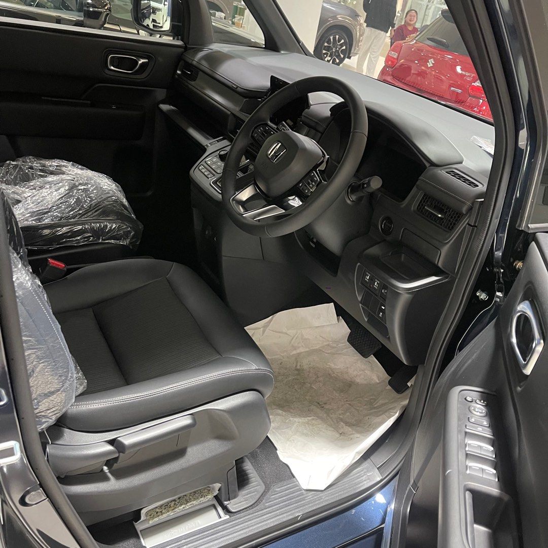 Honda Spada StepWagon 8 Seater62885348256387111