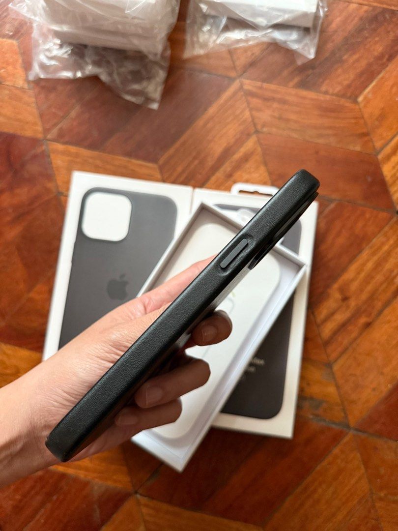 iPhone 14 Pro Max Magsafe Leather Case [BLACK{ (Category: Cases & Sleeves) located in Manila. Submitted by mercedgret74092 (Listing ID 1363781013, Image 3). Description: Pm me.