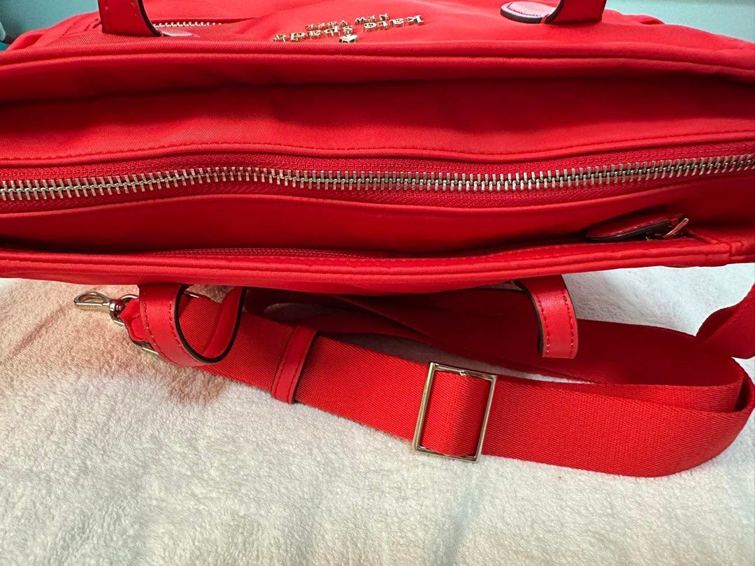 Kate Spade Chelsea 2 way Bag (Category: Luxury Bags & Wallets) located in Muntinlupa City. Submitted by goldinmygarage (Listing ID 1363868898, Image 3). Description: Never been used Brandnew condition Authentic Store bought for 300USD.