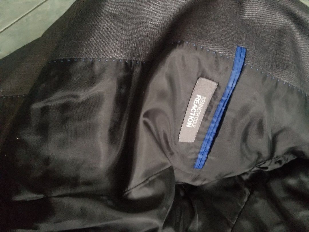 Kenneth Cole Reaction suit and pants set (Category: Coats, Jackets and Outerwear) located in Iloilo. Submitted by haruki90 (Listing ID 1363795010, Image 2). Description: used once no issue suit and pants set for men size 36S 29W negotiable.