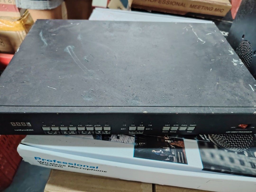 Led processer controller (Category: Other Audio Equipment) located in Singapore. Submitted by k.events.76 (Listing ID 1363759801, Image 1). Description: 1 pc led processer. Clearing store. Reuse recycling. Pm details.