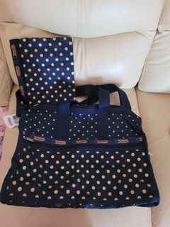 （分類：）位於 。 由 amycpf 提交（商品編號 1363737303，圖片 1）。簡介： 。