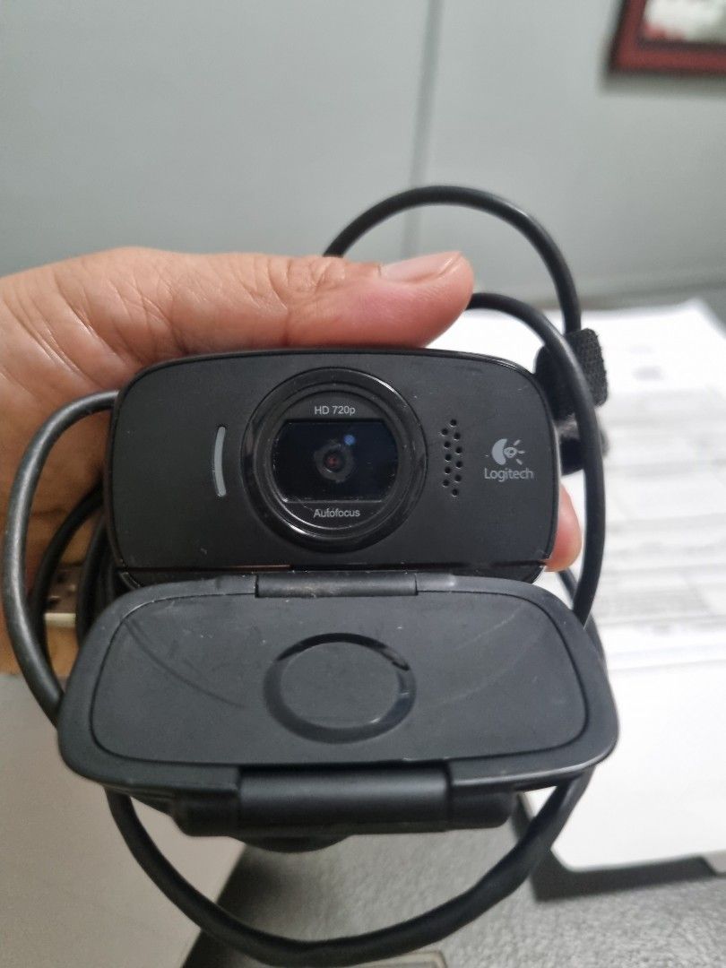 Logitech HD 720 p autofocos (Category: Webcams) located in Quezon City. Submitted by lzedes1492 (Listing ID 1363718743, Image 3). Description: no issue . in good condition. good brand . malinaw ang camera autofocus.