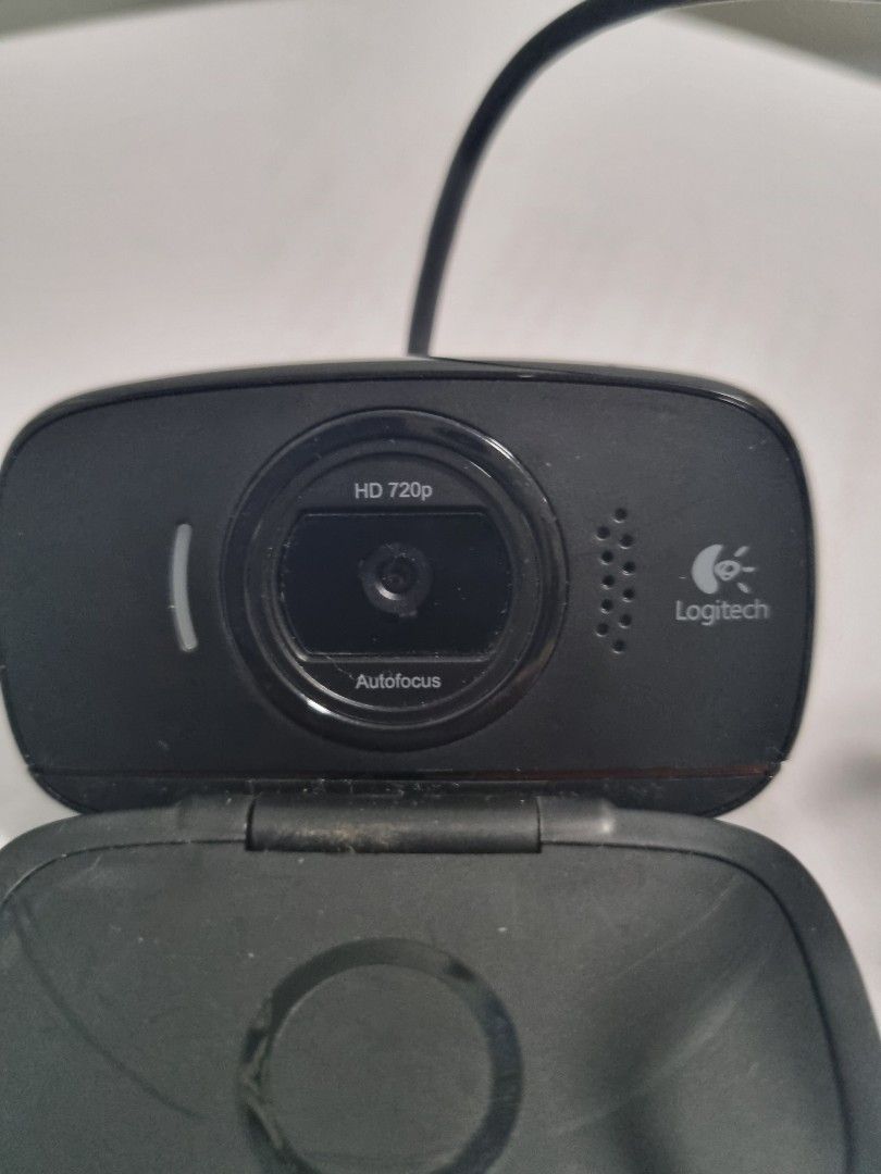 Logitech HD 720 p autofocos (Category: Webcams) located in Quezon City. Submitted by lzedes1492 (Listing ID 1363718743, Image 1). Description: no issue . in good condition. good brand . malinaw ang camera autofocus.