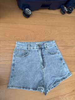 (Category: ) located in . Submitted by s_eraaa (Listing ID 1363771864, Image 1). Description: .