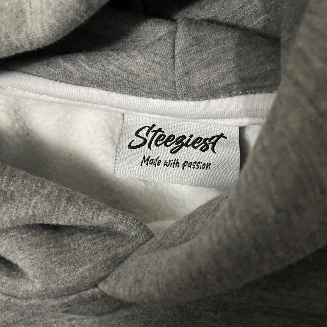 PLAIN HOODIE (Category: Hoodies) located in Manila. Submitted by gotstar (Listing ID 1363829974, Image 2). Description: WTS - PLAIN HOODIE Size: XL Condition: EXCELLENT CONDITION Used Once Price: ₱600 Location: Pasay/Manila Area.
