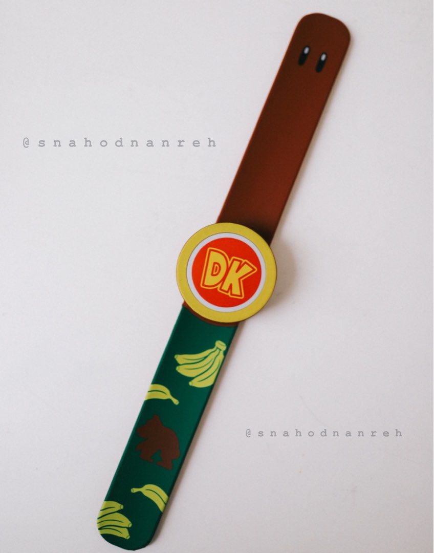 Power-Up Band Universal - Donkey Kong (Kategori: Others) berada di Jakarta Barat. Dikirim oleh snahodnanreh (ID iklan 1363714464, Gambar 1). Deskripsi: -Like new, dipakai sekali pas main di USJ -Ini wrist band, bukan jam tangan ya -Hanya bisa dipakai interactive play di Usj (dengan menggunakan apps). Tampilan apps ada di slide foto (screenshot)..
