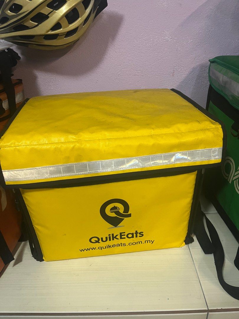 Quick Eats Bag (Category: Backpacks) located in Puchong. Submitted by afiqpudin (Listing ID 1363821423, Image 1). Description: Bag quick eats to letgo.