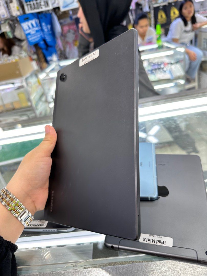 Samsung Tab A8 64gb Wifi No issue (Category: Samsung) located in San Juan City. Submitted by javedsgadgetshop (Listing ID 1363829017, Image 2). Description: INSTALLMENT OPTIONS : SPAY LATER / GGIVES / CREDIT CARD! WE BUY AND SELL SO PWEDE MAGBINTA OR SWAP ! Quick Specs : Samsung Tab A8 •64gb •NTC Variant •Good batt health •Wifi only •95% Smoothness •No hidden issue | No Repaired •100% Authentic | Not Refurbished •w/ OEM Charger & store warranty ❣