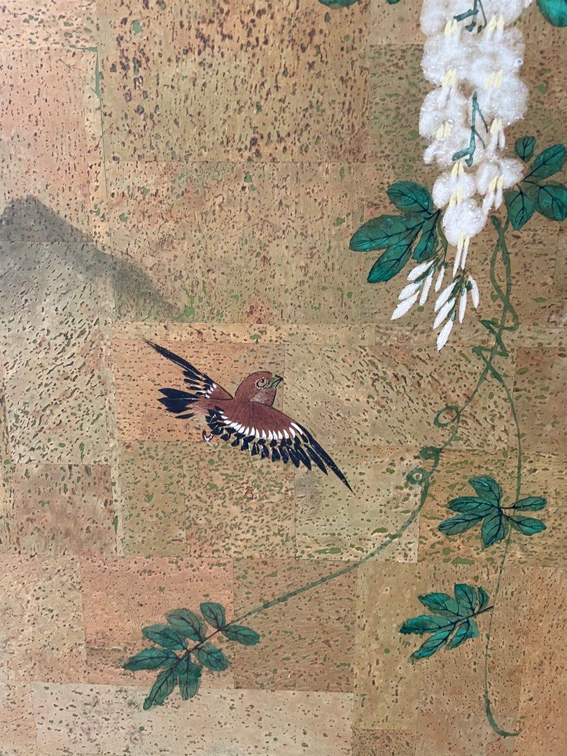 screen (Category: Other Home Decor) located in Singapore. Submitted by harumis (Listing ID 1363777913, Image 3). Description: Beautiful hand painted Screen. Requires requires repair in some areas. 93cm high. Each segment 47cm.