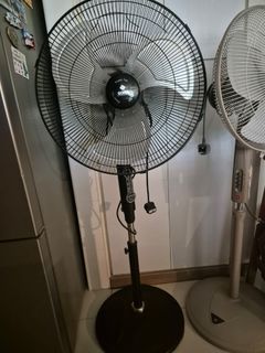 (Category: ) located in . Submitted by jaybee_ (Listing ID 1363730412, Image 1). Description: .