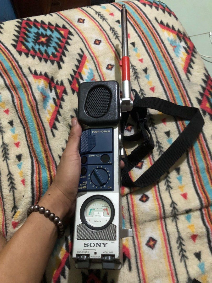 Sony ICB-880 radio audio com transmitter (Category: Portable Audio Accessories) located in Quezon City. Submitted by markgolveo (Listing ID 1363816021, Image 2). Description: Sony ICB-880 radio audio com transmitter Tested with power All dial and buttons works well Lights and indicator is good Very long antennae Havent tested on how to use this properly cant seem to get signal from other radios selling this as is for parts out or collection purpo