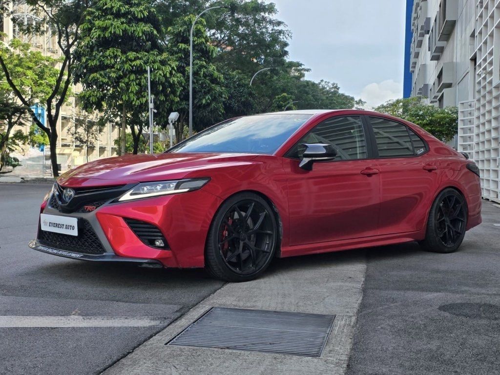 Toyota Camry Hybrid 2.5 Ascent Sport (A) (Category: Used Cars) located in Singapore. Submitted by kk_motoring (Listing ID 1363741023, Image 3). Description: Price : $122,800 Register: April 2021 COE till : April 2031 Depre : $18,xxx/ year 📌 20” RRT SPORT RIMS 📌 6Pot CJ DYNAMIC BRAKE KIT 📌 UPGRADED SLUND SYSTEM 📌 QUAD EXHAUST TIP (LTA APPROVE ) 📌AND MANY MORE $0 driveaway is only @$2200/ month Flexible Loan plans, Full loan , $0 Drive Away an