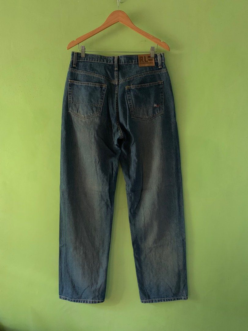 Y2K RL Polo jeans (Category: Jeans) located in Cagayan de Oro. Submitted by premium_thrifts (Listing ID 1363816190, Image 1). Description: Dark raw denim colorway. Good condition. Comes with 5 pockets Issue: fades and soap residues on the pocket rivets - MEASUREMENTS Waistline: 32" - 33" Waistline when laid flat: 16" Length: 43.5" Rise: 12" Thigh: 11" Inseam: 32" Leg opening: 8" Add shipping fee (via JRS or J&T).