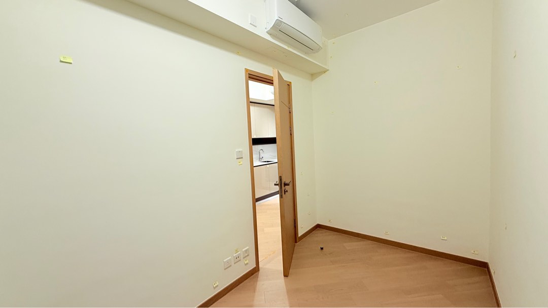 Perlon rental without commission. Grab a one-bedroom unit now. Ready for immediate occupancy. Unit on 9th floor, Building 663438550684419114