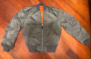 （分類：）位於 。 由 alfredcy 提交（商品編號 1363991254，圖片 1）。簡介： 。