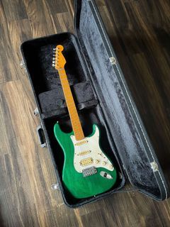 American Deluxe HSS Stratocaster with Maple Fretboard 1999