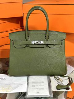 (Category: ) located in . Submitted by luxurybagsbymyrz (Listing ID 1363999927, Image 1). Description: .