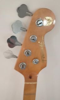 BASS GUITAR MADE IN KOREA