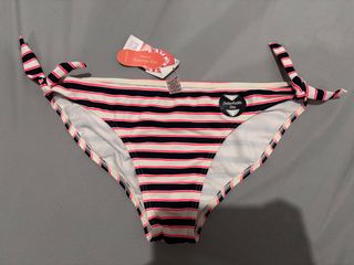 (Category: ) located in . Submitted by sgels (Listing ID 1363978124, Image 1). Description: .