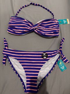 (Category: ) located in . Submitted by sgels (Listing ID 1363980157, Image 1). Description: .