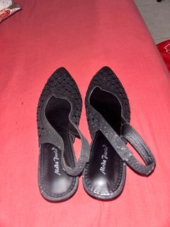 (Category: ) located in . Submitted by jusxcloset (Listing ID 1364036442, Image 1). Description: .
