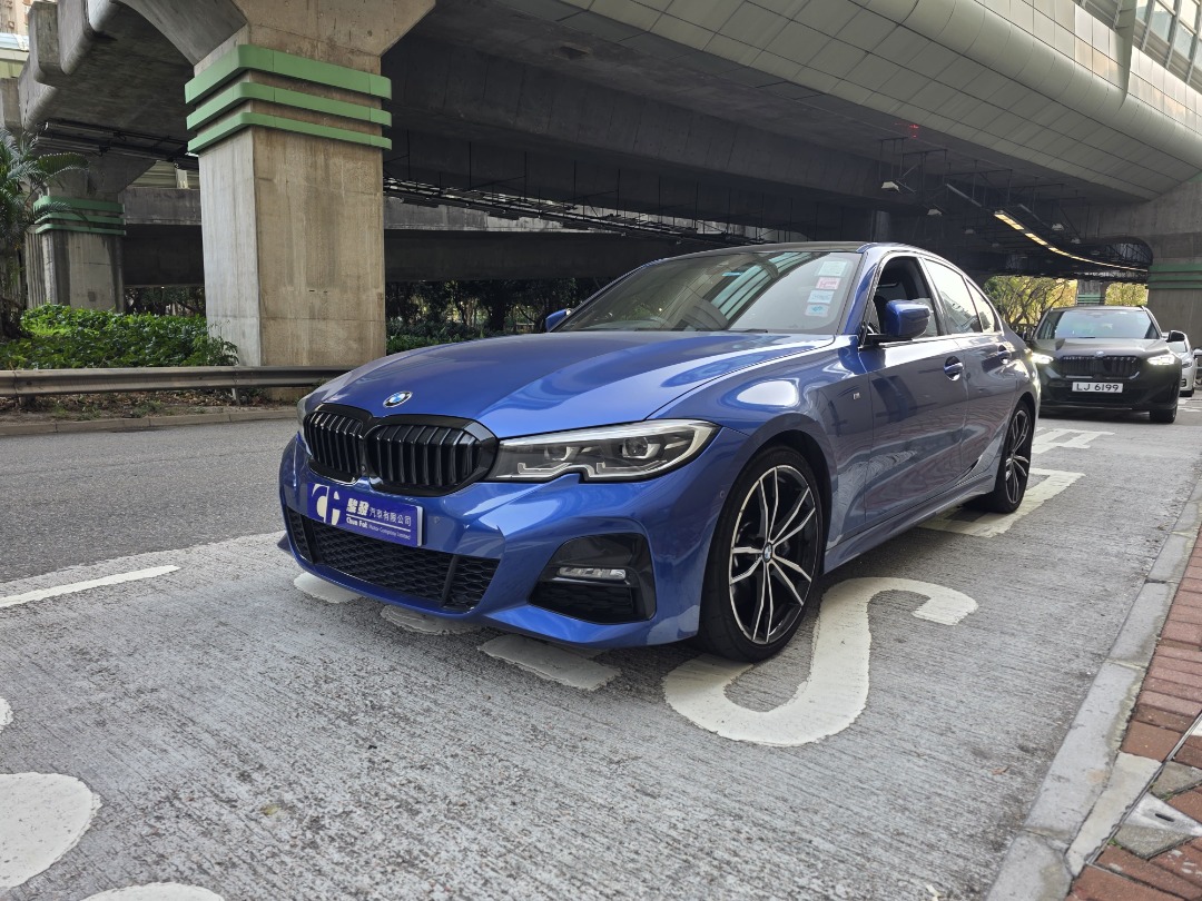 BMW 320i M Sport (A)62864837584386112