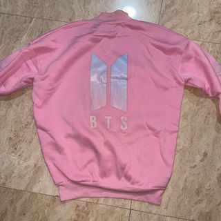(Category: ) located in . Submitted by ludicafe (Listing ID 1364033769, Image 1). Description: .