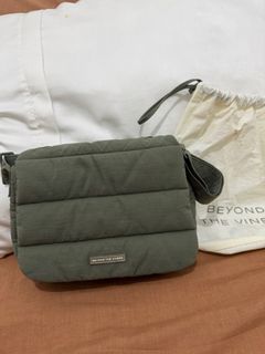 (Kategori: ) berada di . Dikirim oleh joydevvi__ (ID iklan 1364007456, Gambar 1). Deskripsi: .
