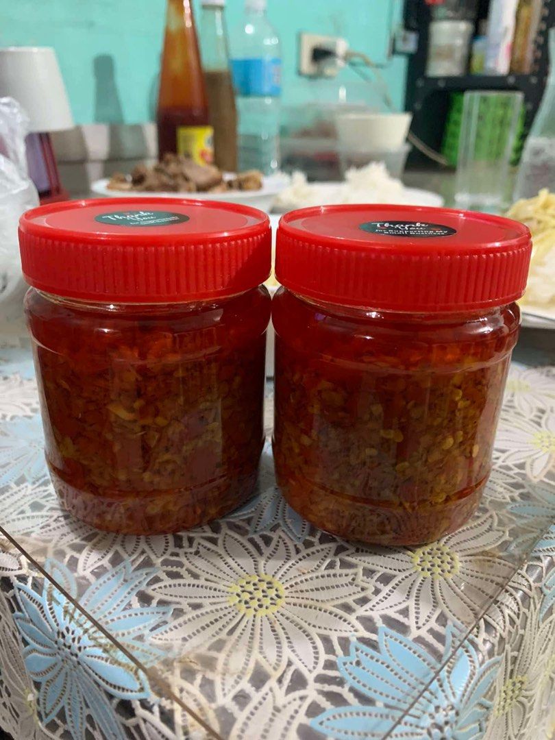 Chili garlic 200grams (Category: Spice & Seasoning) located in Valenzuela. Submitted by teewsjala (Listing ID 1364018439, Image 1). Description: .