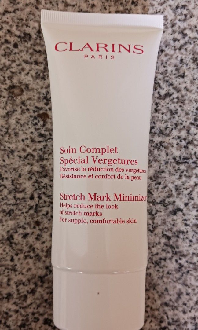 Clarins Stretch Mark Minimizer (Category: Body Care) located in Manila. Submitted by karlaangel32149 (Listing ID 1363949057, Image 1). Description: Clarins Stretch Mark Minimizer 100 ml (3.4 oz) 💯 authentic Unopened (no box) PM for queries.