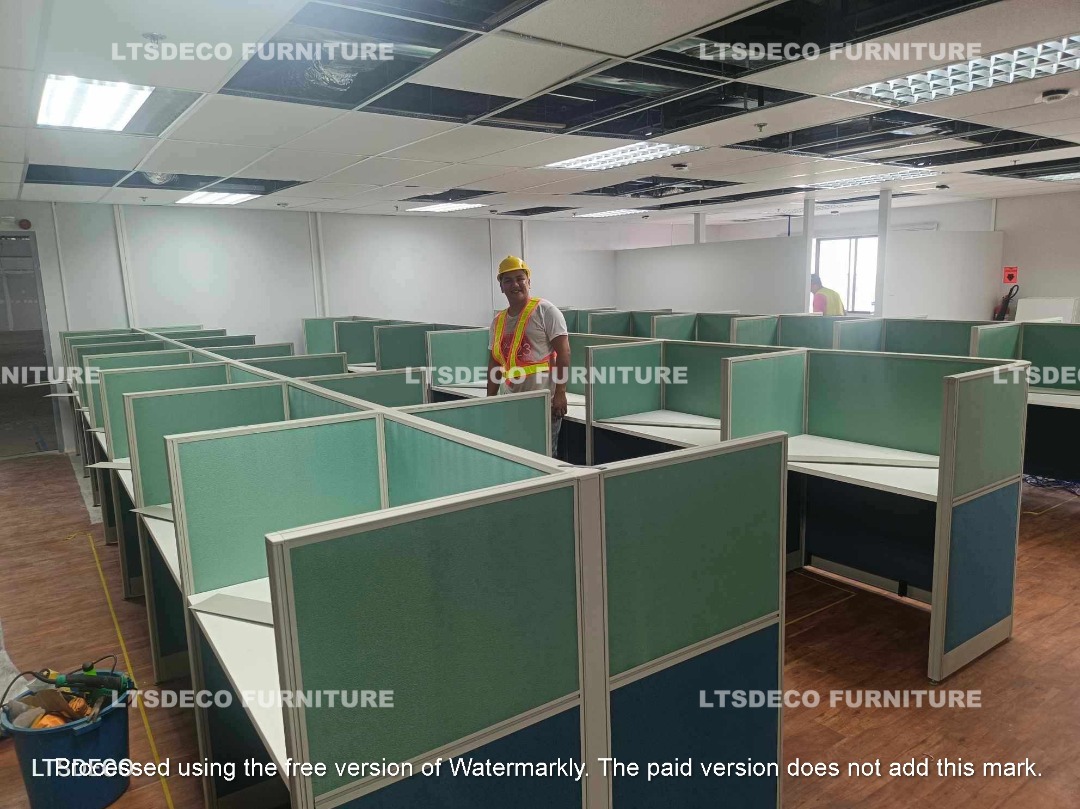 CUSTOM MADE SHARING MODULAR CUBICLES OFFICE PARTITION, Furniture & Home ...