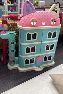 (Category: ) located in . Submitted by norahs_05 (Listing ID 1363955463, Image 1). Description: .