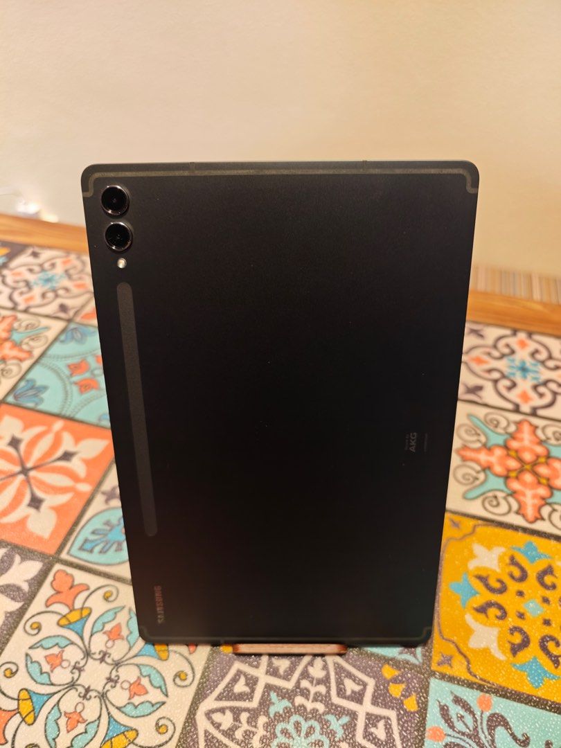 Galaxy Tab S9+ (WiFi) Graphite 256GB (Category: Android) located in Singapore. Submitted by floho (Listing ID 1363921706, Image 2). Description: AS GOOG AS NEW cos NO SCRATCHES AT ALL. I’m perfectionist and light user. Don’t play games. Tempered glass since day 1. No more warranty cos more than a year. Thank you! .