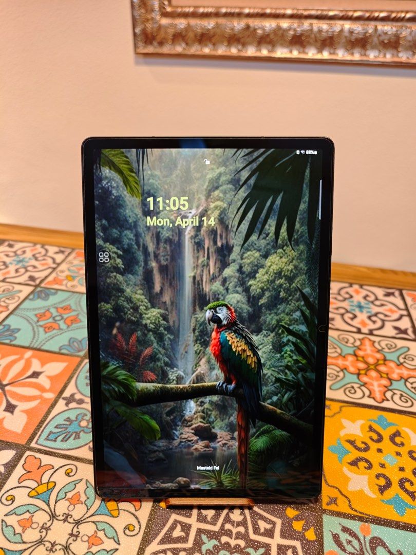 Galaxy Tab S9+ (WiFi) Graphite 256GB (Category: Android) located in Singapore. Submitted by floho (Listing ID 1363921706, Image 1). Description: AS GOOG AS NEW cos NO SCRATCHES AT ALL. I’m perfectionist and light user. Don’t play games. Tempered glass since day 1. No more warranty cos more than a year. Thank you! .