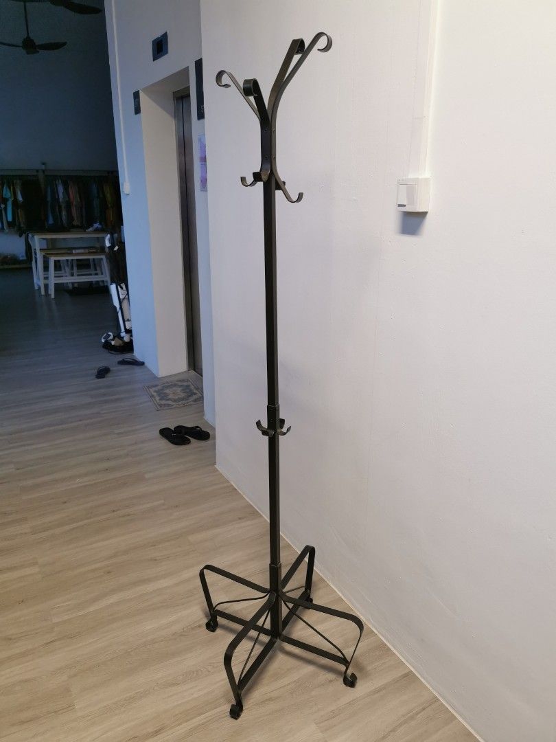 Hangers stand