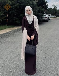 (Category: ) located in . Submitted by ayeshamzn (Listing ID 1363948789, Image 1). Description: .