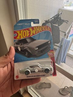 Hot Wheels Nissan Skyline 2000 GT-R (LBWK)