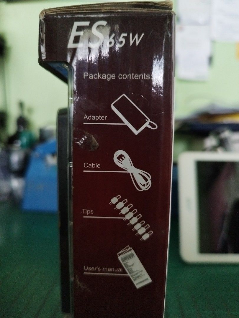 Huntkey Universal Laptop Adapter (Category: Chargers & Cables) located in Imus. Submitted by mytechprime.one (Listing ID 1363910797, Image 3). Description: universal laptop adapter.