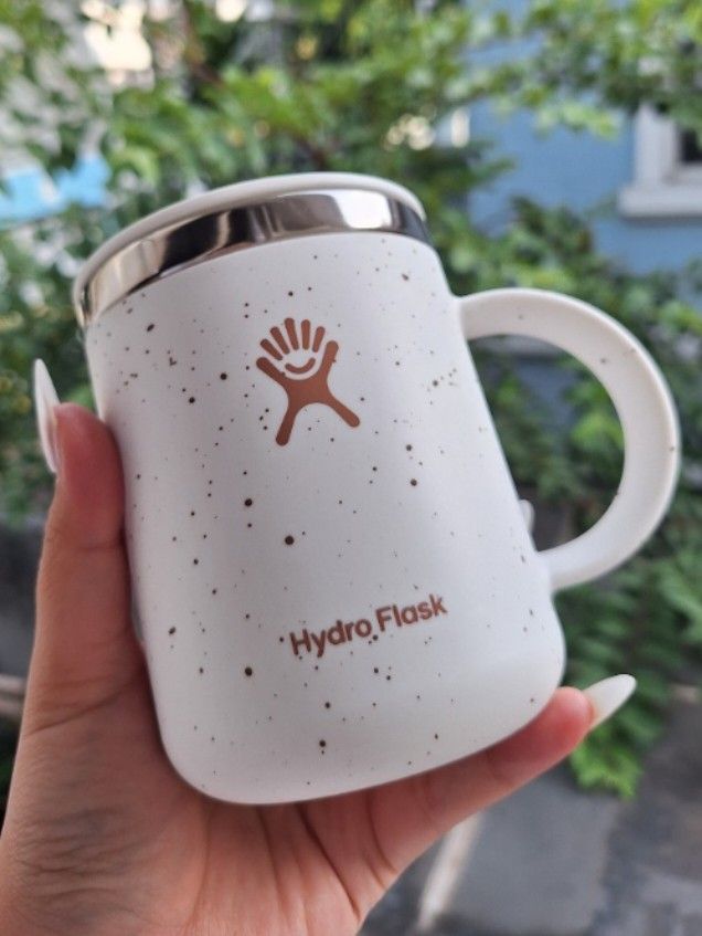 Hydroflask Seasalt speckled mug (Category: Water Bottles & Tumblers) located in Quezon City. Submitted by cloudywiwoo (Listing ID 1360081009, Image 1). Description: Brand new with box Hydroflask mug from SG! Currently sold-out at other retail shops. 🥰 SRP is 2k, so this is a steal!.