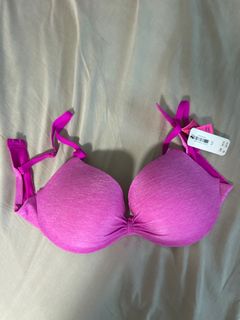 (Category: ) located in . Submitted by jojo2000 (Listing ID 1364029907, Image 1). Description: .