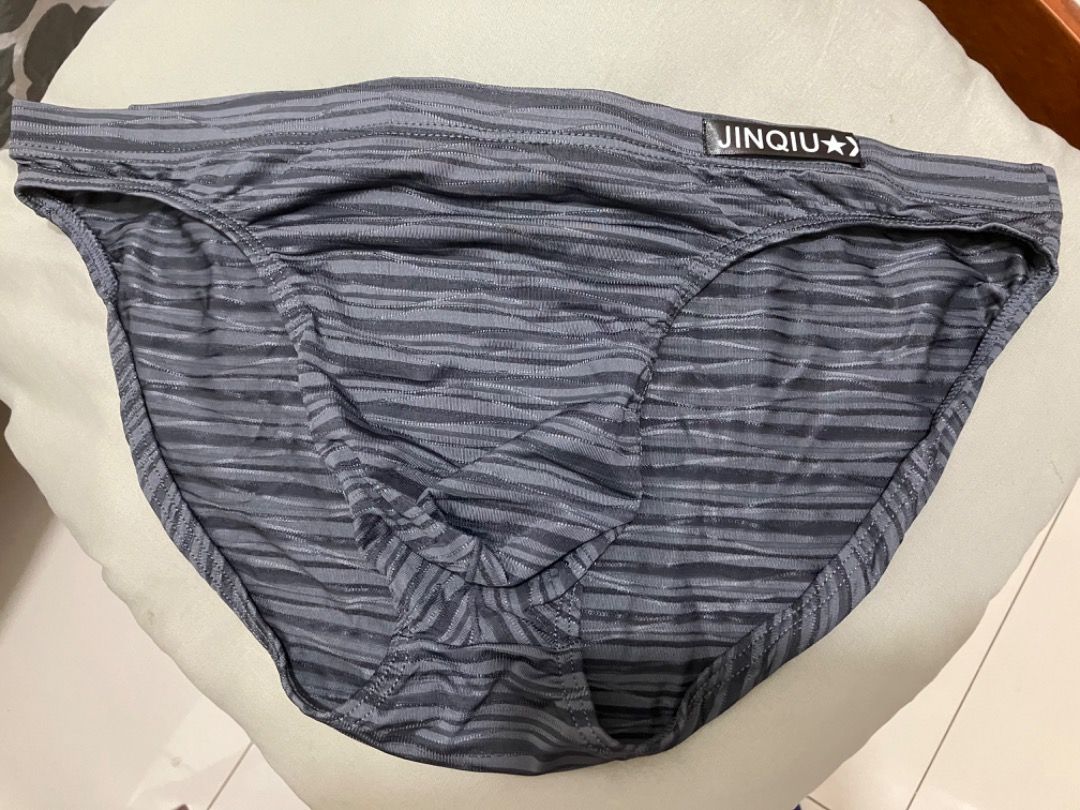 Low rise briefs (Category: Underwear) located in Quezon City. Submitted by pool_boy (Listing ID 1364002437, Image 3). Description: Brand new stretch low rise briefs made of breathable Polyamide 87%, & elastane 13% with random horizontal stripe pattern Fits 30-34 waist PHP 75/each Payment by GCash or BPI bank transfer .