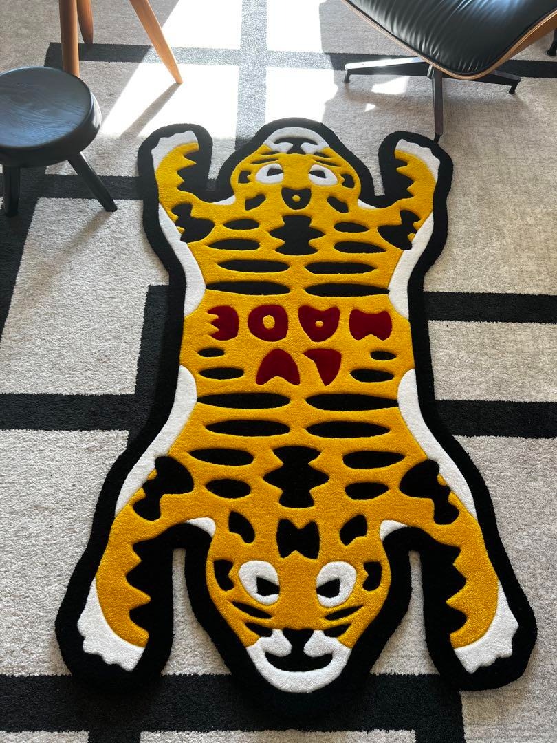 NIGO MADE HUMAN ラグ　LV