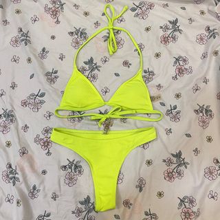 (Category: ) located in . Submitted by erlyyyx (Listing ID 1363961643, Image 1). Description: .