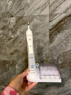 電動牙刷oral B Braun62939561565955110